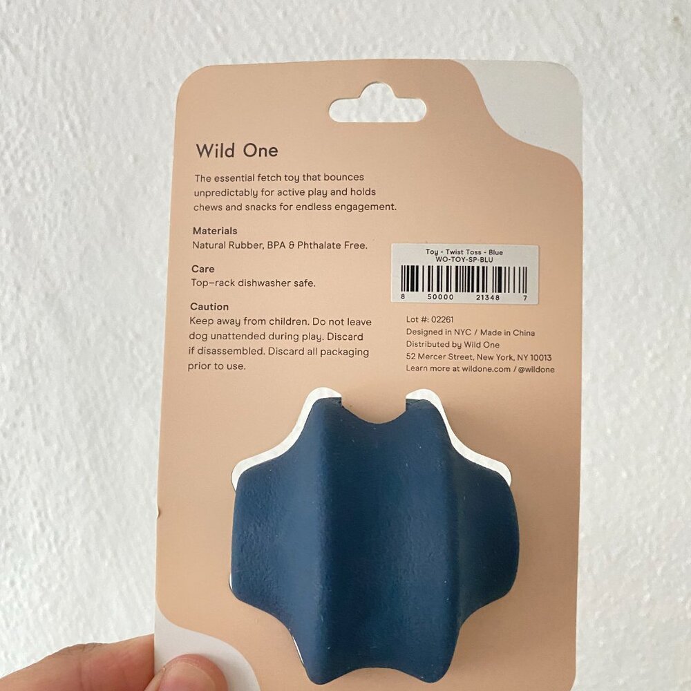Wild One - Twist Toss - Throw Toy For Dogs - Blue, Hide Treats, Dishwasher Safe - Picture 2 of 2